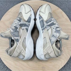Nike Air Huarache Run Premium Womens Size 8 Shoes Phantom White Sneaker Running